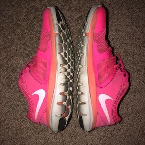 Pink Nike Flex 2014 Run